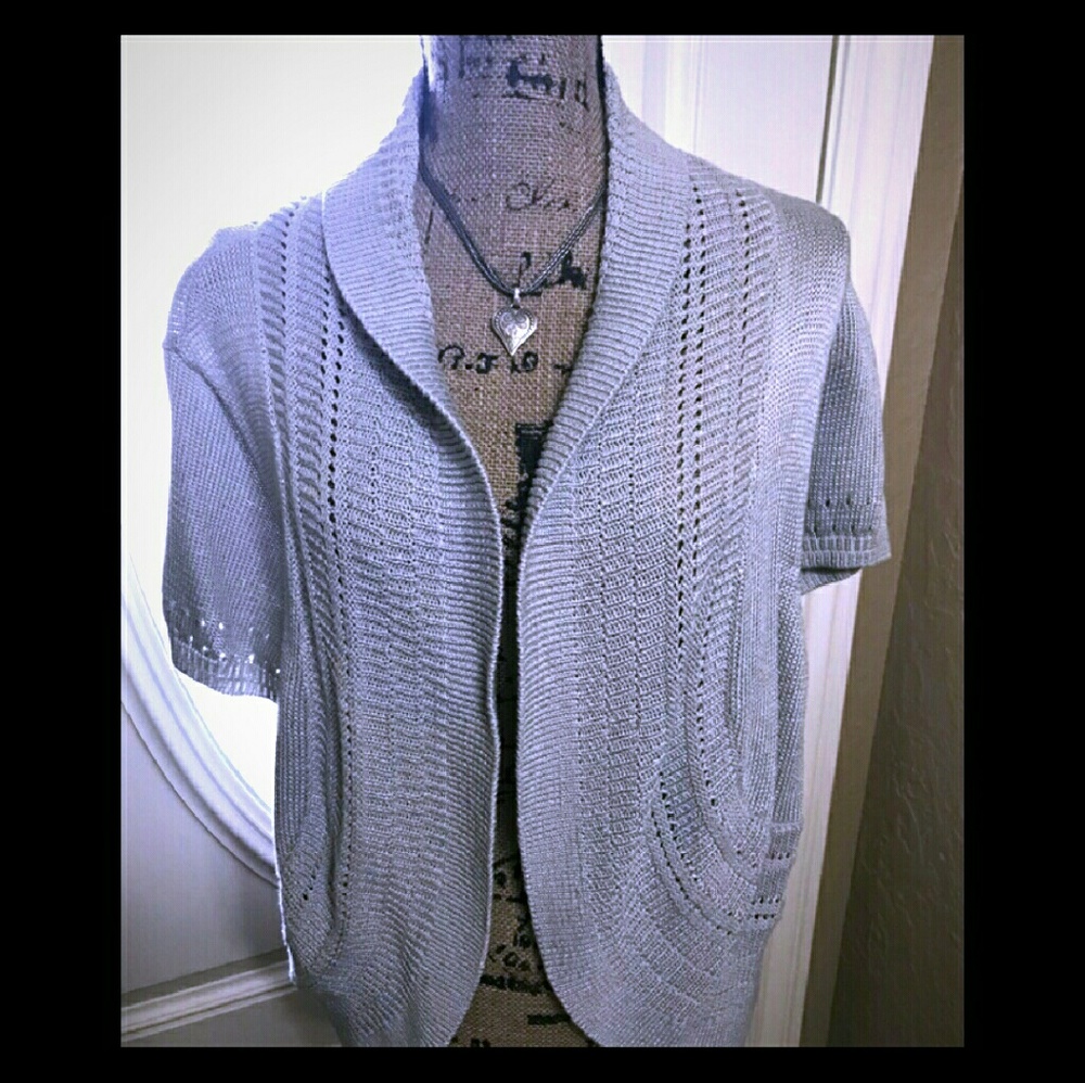 CATO size 22/24W light gray cardigan